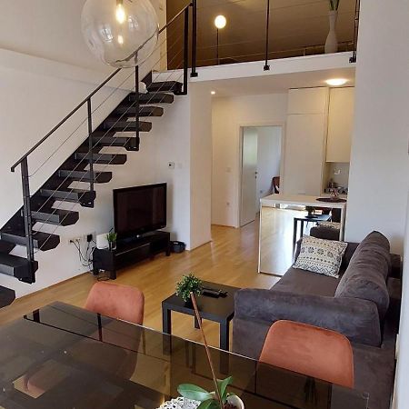Deluxe Apartment Kristian Whit A Private Parking Rijeka Dış mekan fotoğraf
